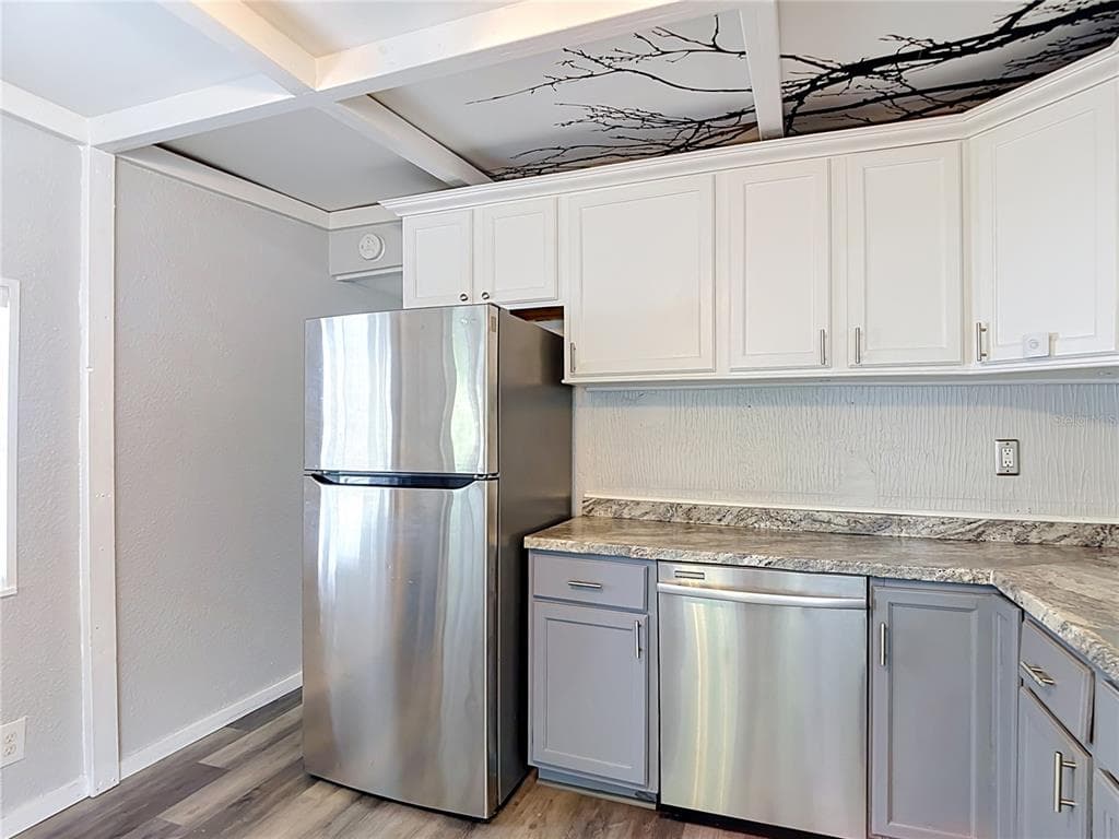 14529 WILLIAMS LANE photo 22