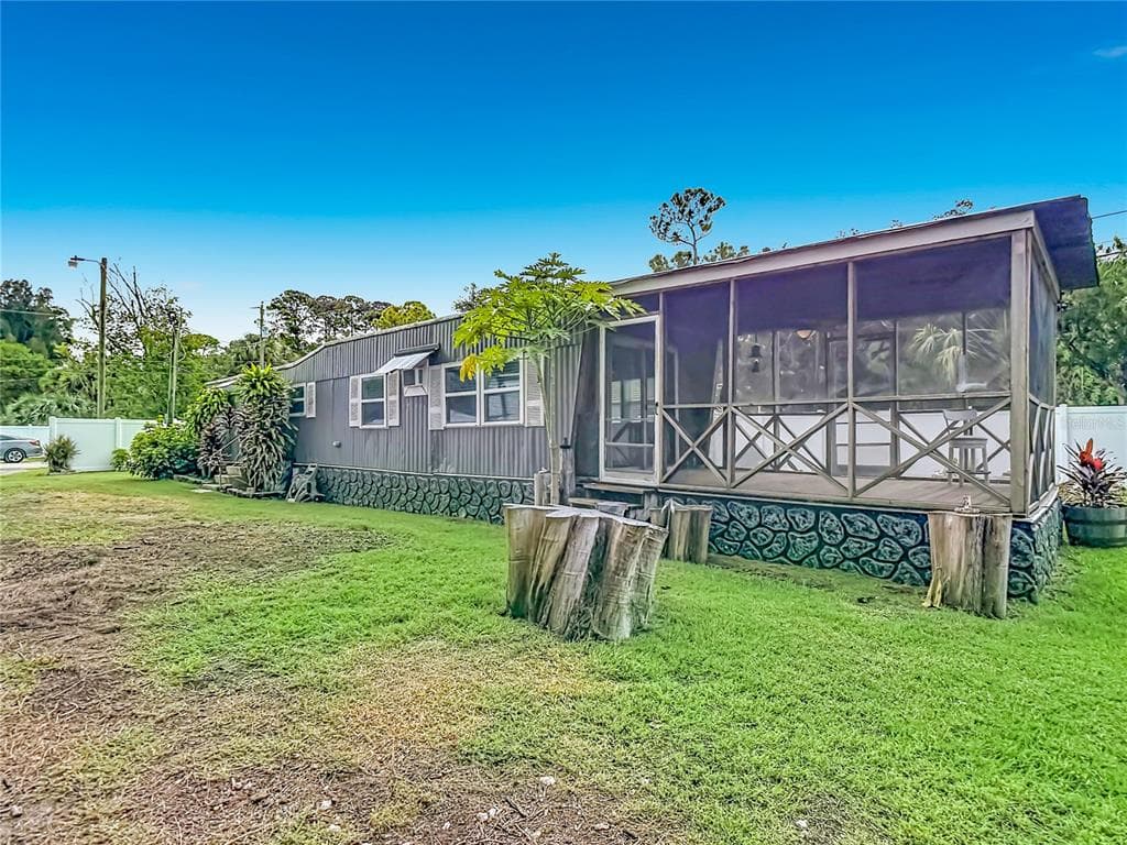 14529 WILLIAMS LANE photo 9