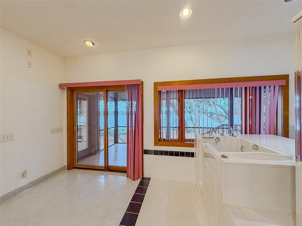 202 MASON ROAD photo 20