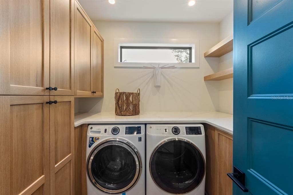 515 LOQUAT DRIVE photo 23