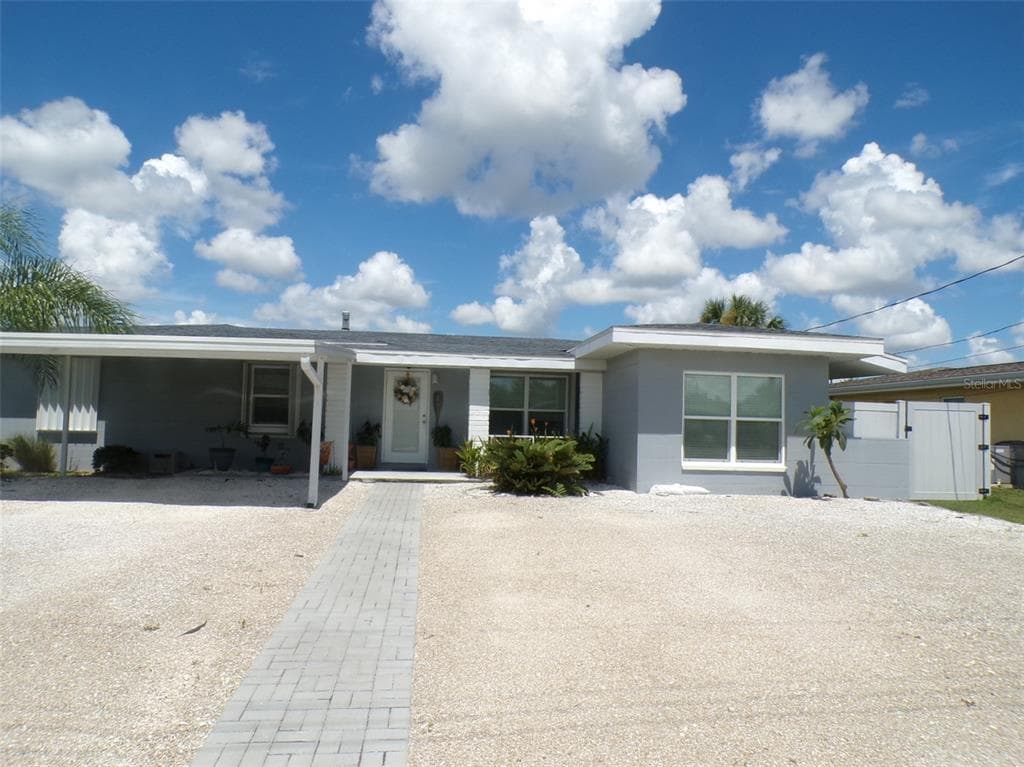 861 CONREID DRIVE NE photo 2