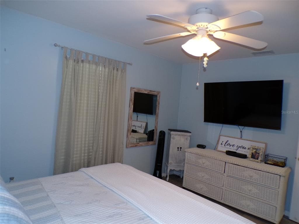 861 CONREID DRIVE NE photo 12