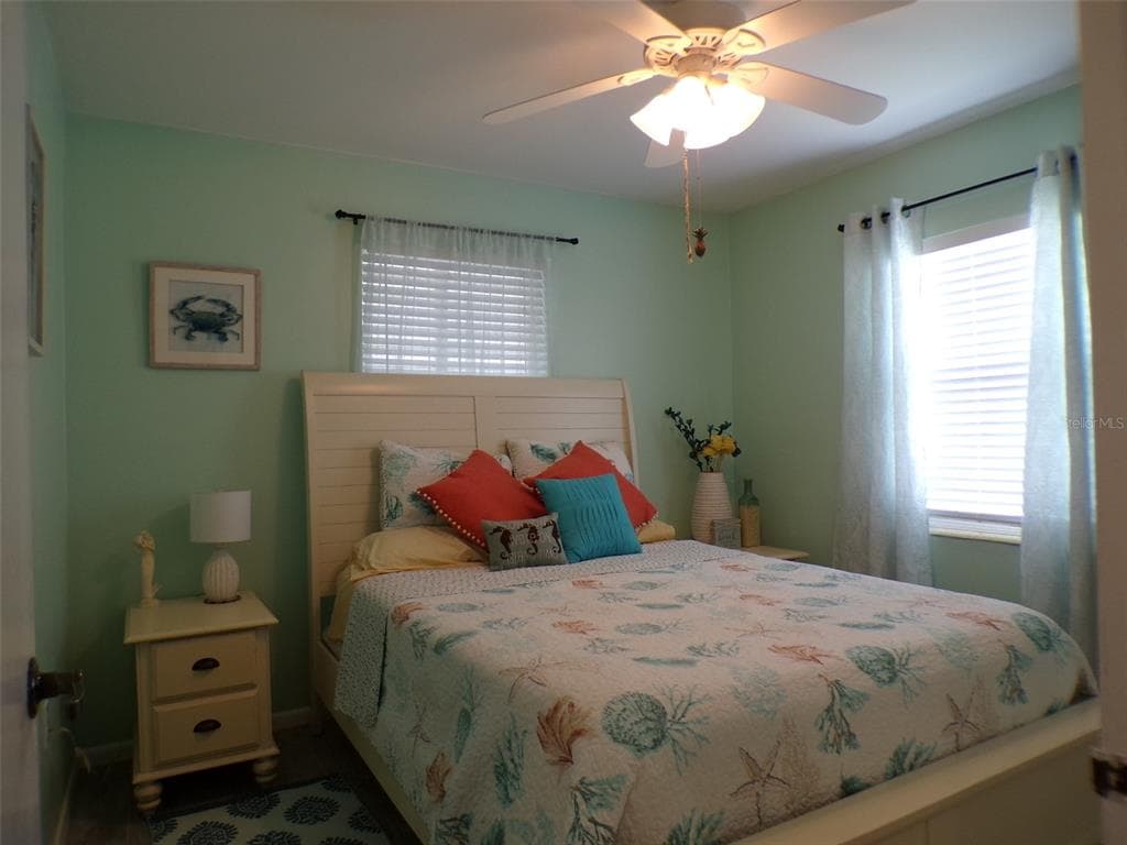 861 CONREID DRIVE NE photo 15