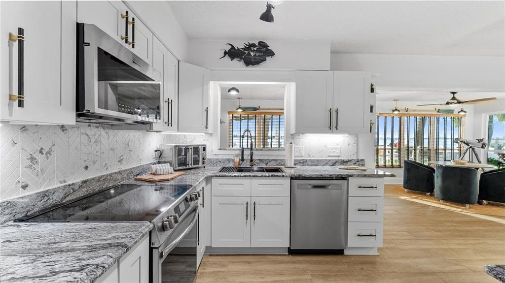 7008 S SHORE DRIVE S photo 7