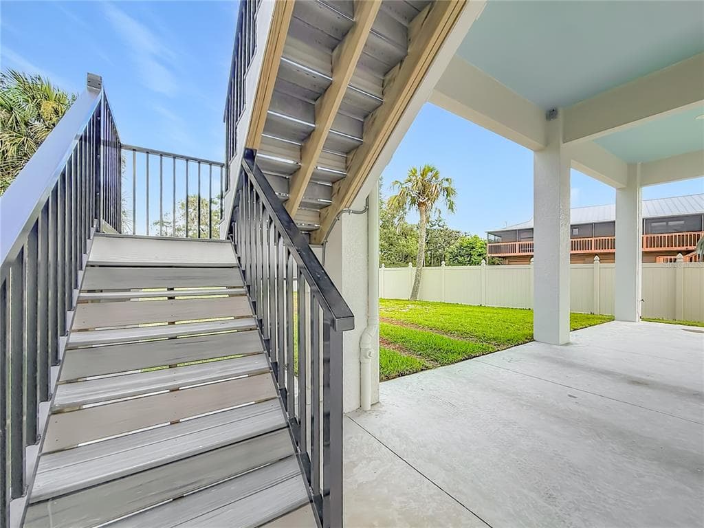 1625 S WALLACE POINT photo 4