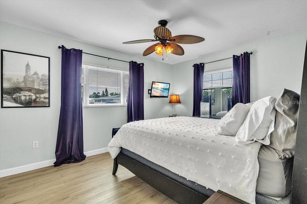 2947 ARGYLE ROAD photo 23