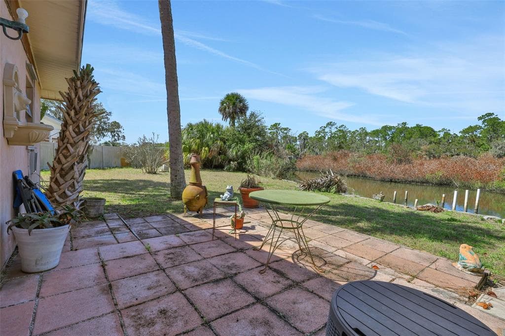 410 ACACIA CIRCLE photo 2