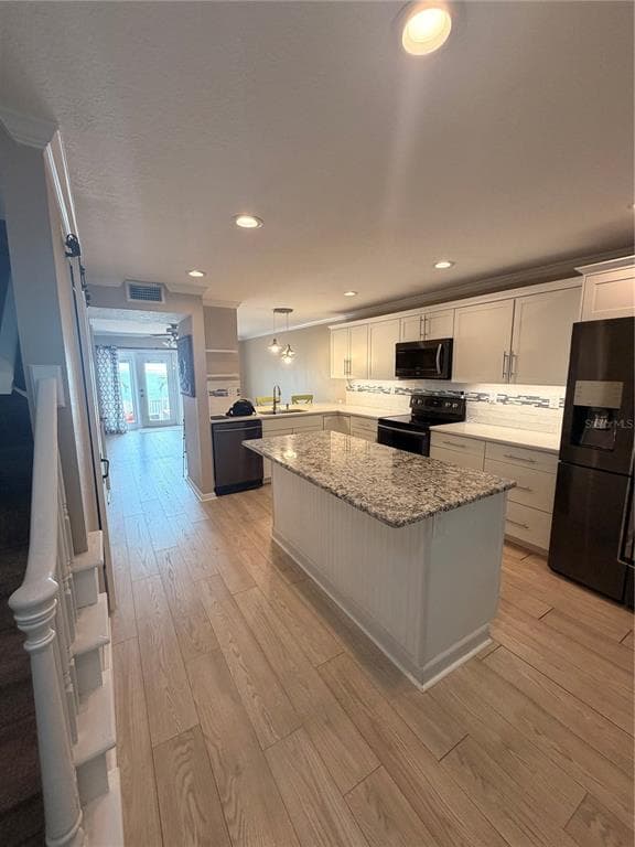 5050 COQUINA KEY DRIVE SE photo 4