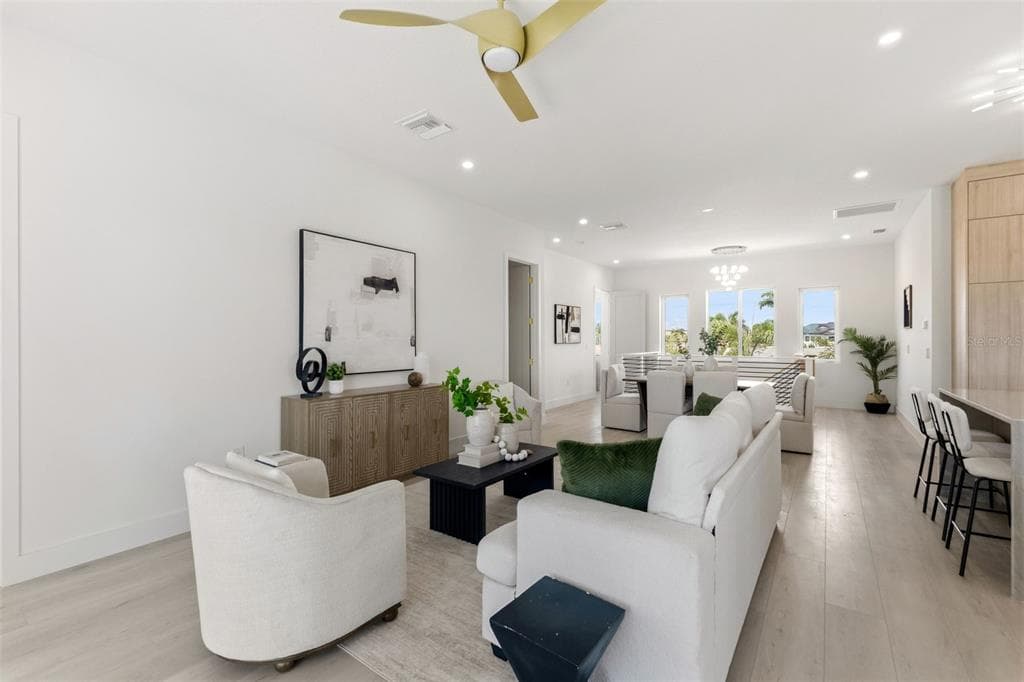 7870 CAUSEWAY BOULEVARD S photo 22