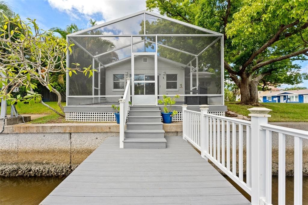344 CROSSWINDS DRIVE photo 23