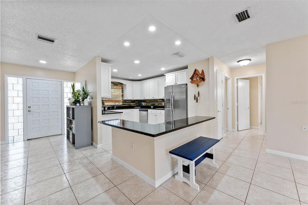 344 CROSSWINDS DRIVE photo 6