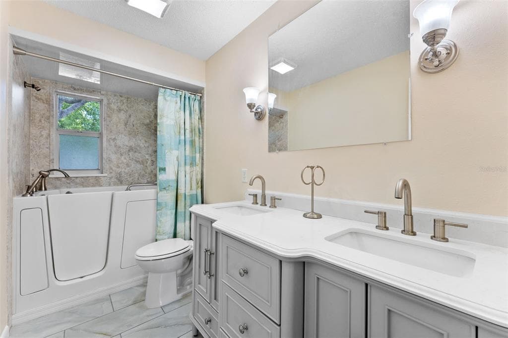 344 CROSSWINDS DRIVE photo 20