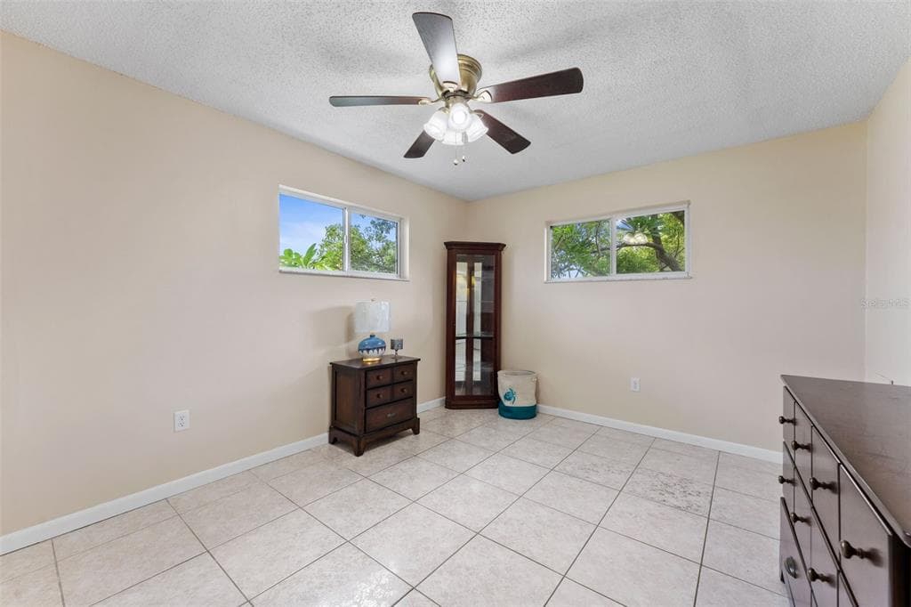 344 CROSSWINDS DRIVE photo 19