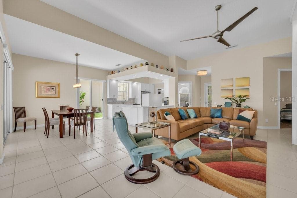8375 JESOLO LANE photo 4