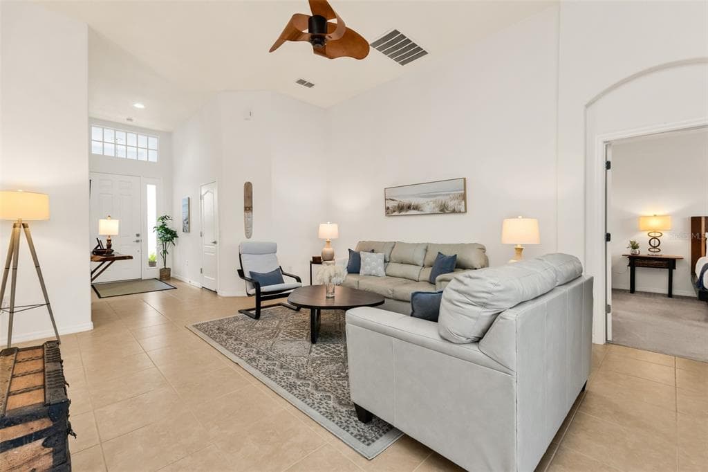 24913 DRUMBLAIRE COURT photo 6
