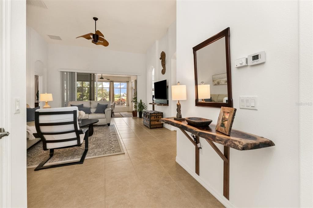 24913 DRUMBLAIRE COURT photo 4