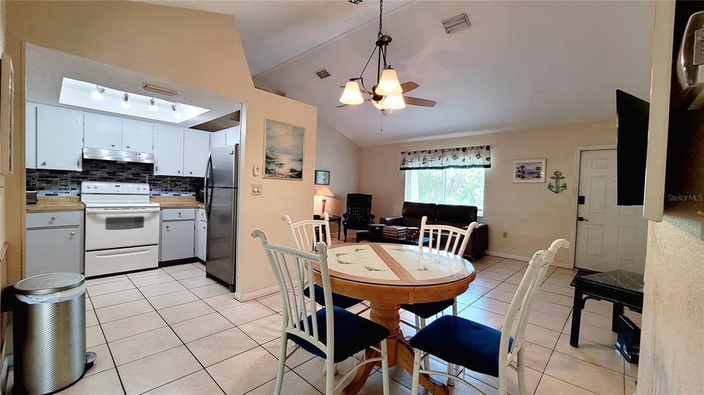 18710 VAN NUYS CIRCLE photo 5