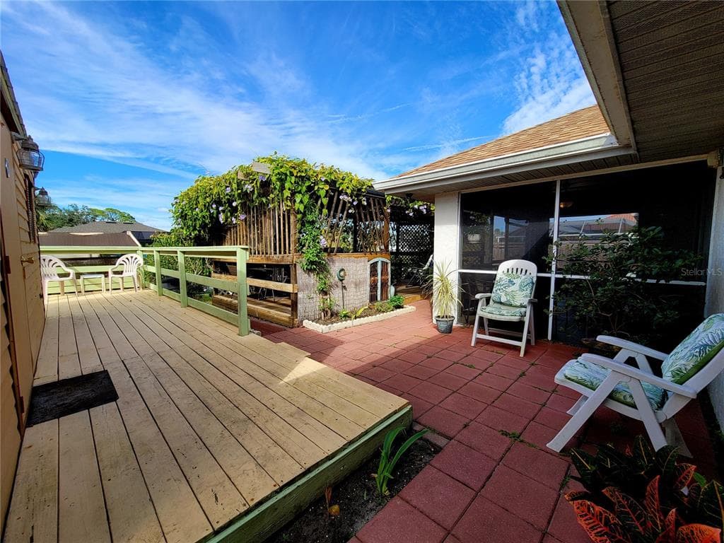18710 VAN NUYS CIRCLE photo 20