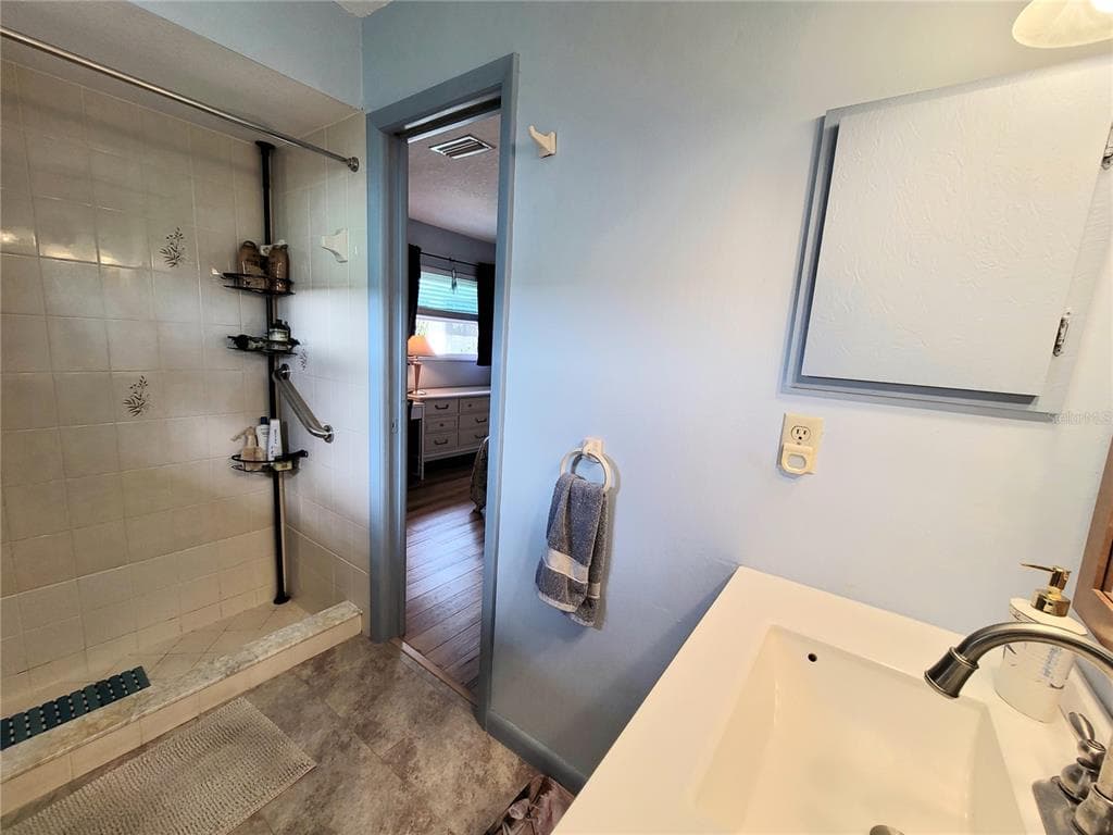 18710 VAN NUYS CIRCLE photo 11