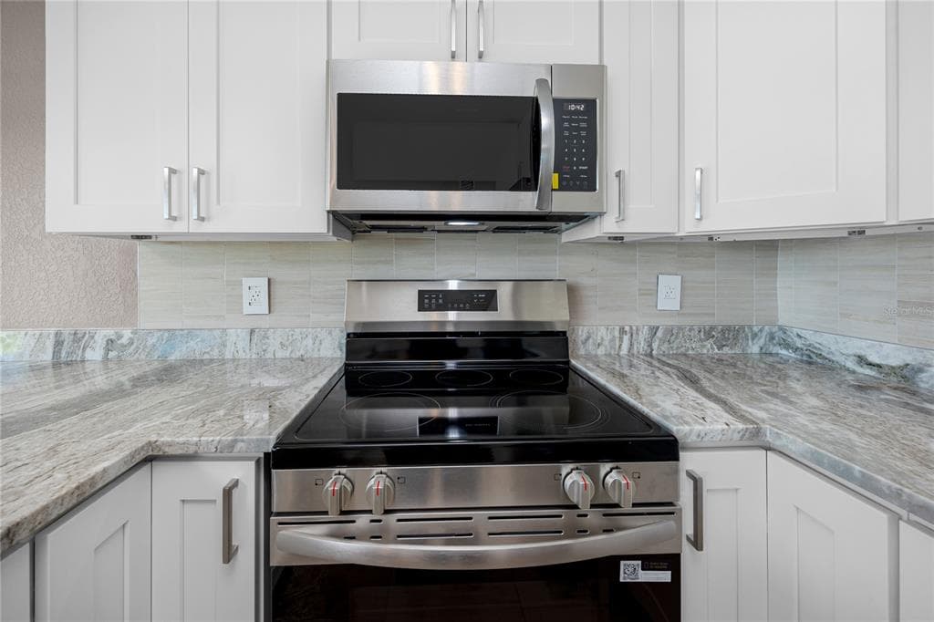 10379 PARADISE BOULEVARD 35 photo 13