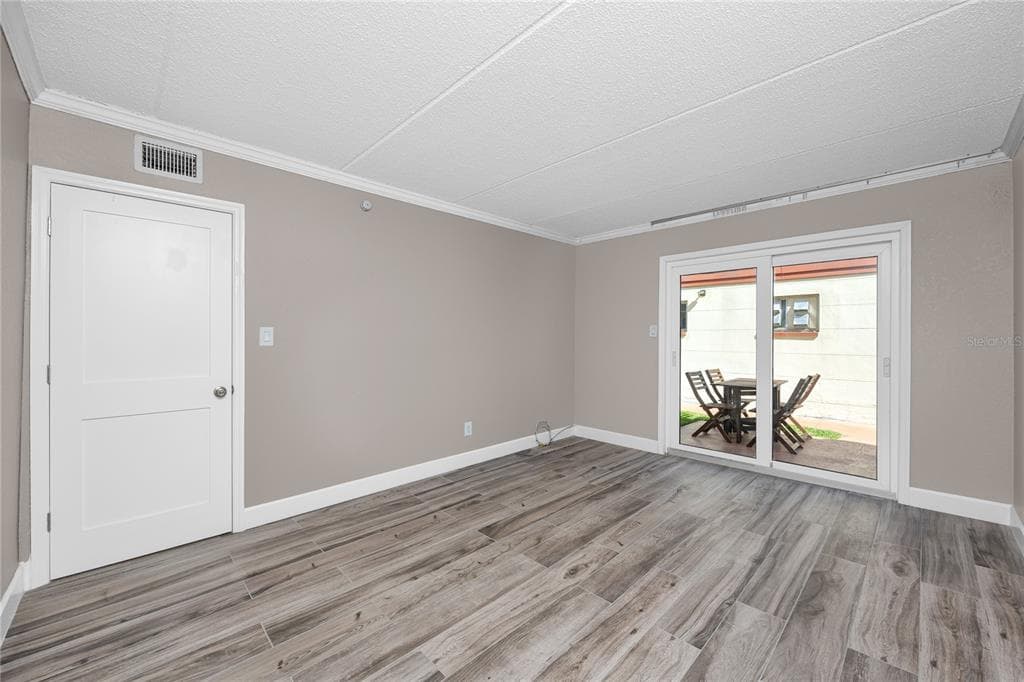 10379 PARADISE BOULEVARD 35 photo 18