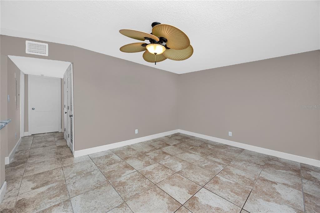 10379 PARADISE BOULEVARD 35 photo 21