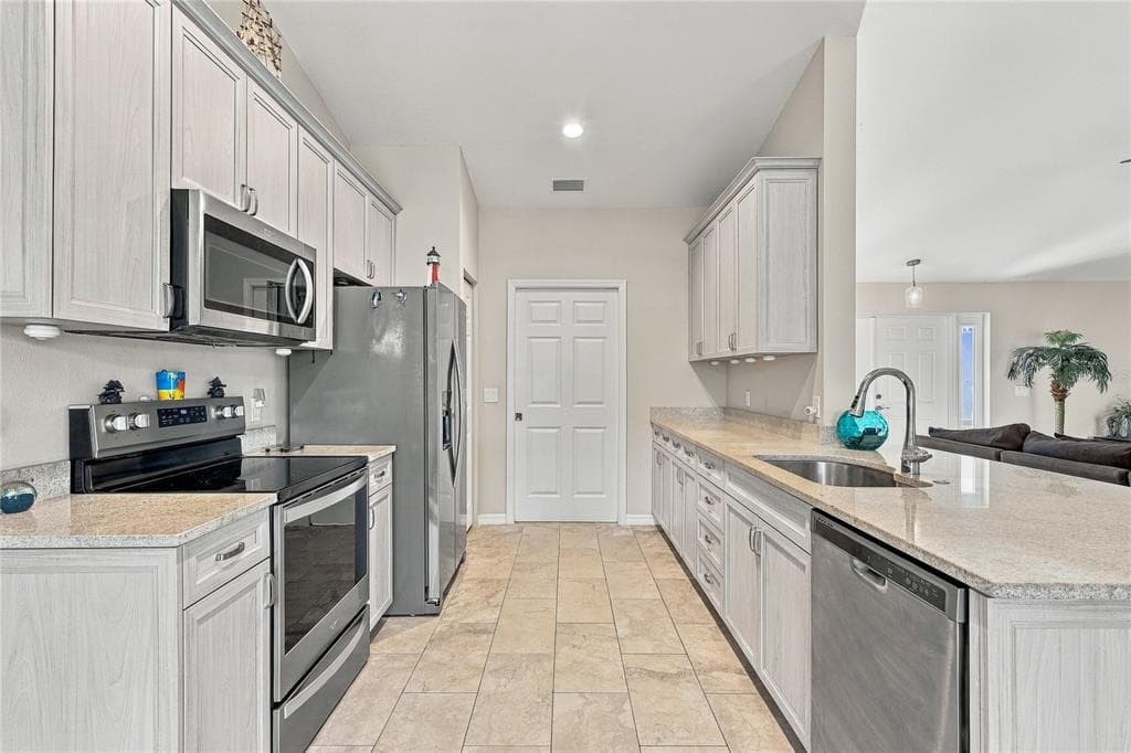10554 LIVE OAK ROAD photo 7
