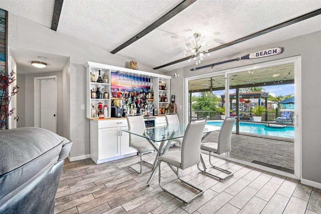 1324 CHANCELLOR DRIVE photo 11