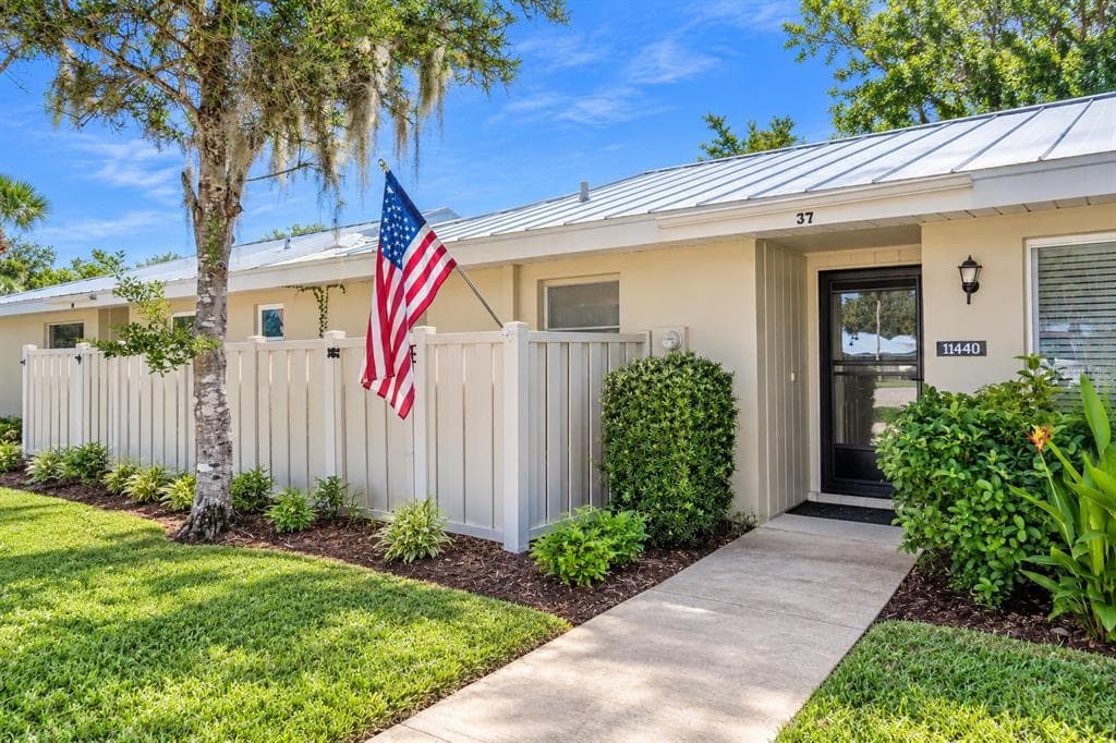 11440 W BAYSHORE DRIVE #37 2