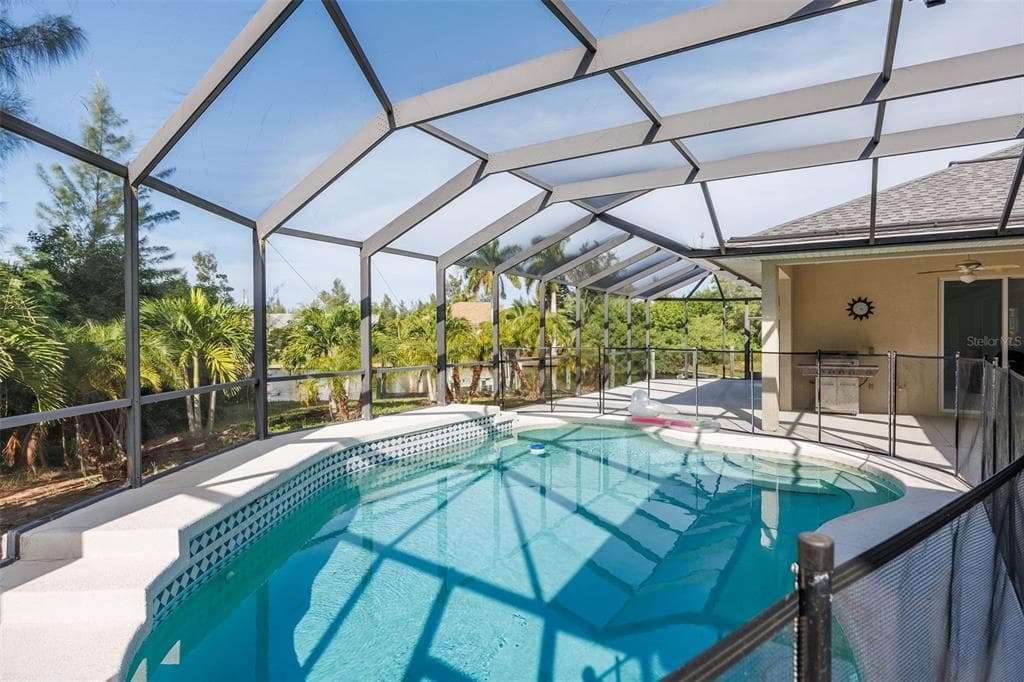 10455 SARASOTA ROAD photo 5