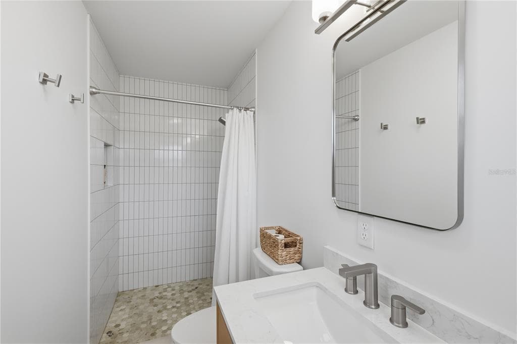 509 BUENA VISTA DRIVE photo 21