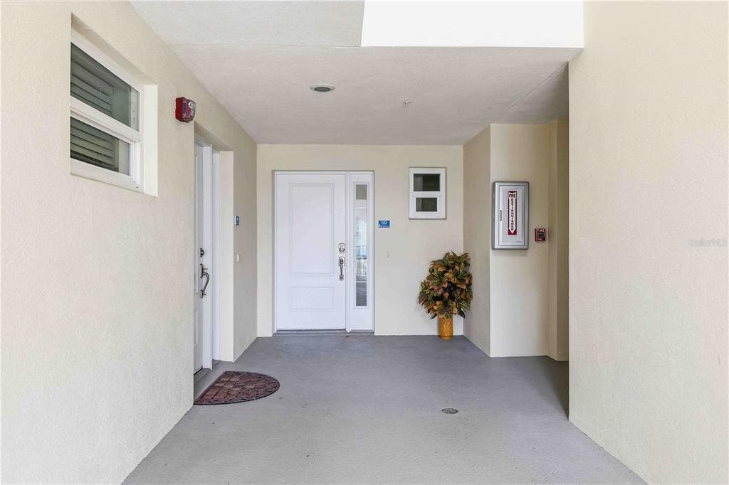 7820 34TH AVE W 102 photo 1