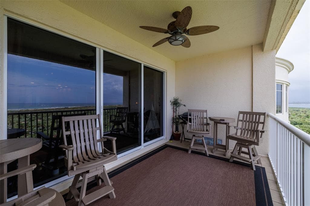 261 MINORCA BEACH WAY 904 photo 5