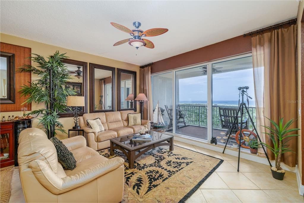 261 MINORCA BEACH WAY 904 photo 9