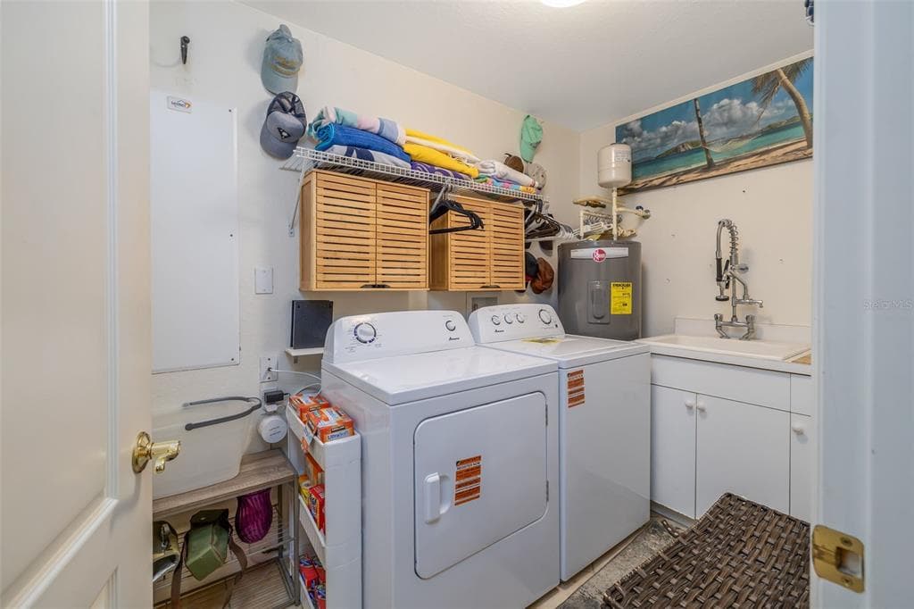 261 MINORCA BEACH WAY 904 photo 24