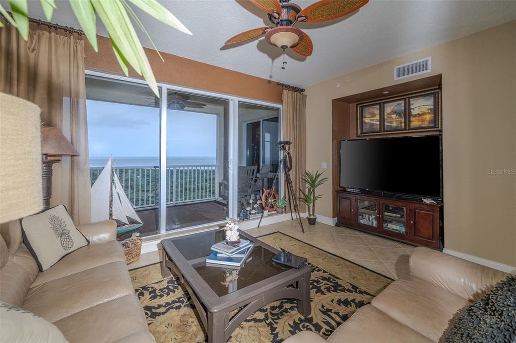 261 MINORCA BEACH WAY 904 photo 10