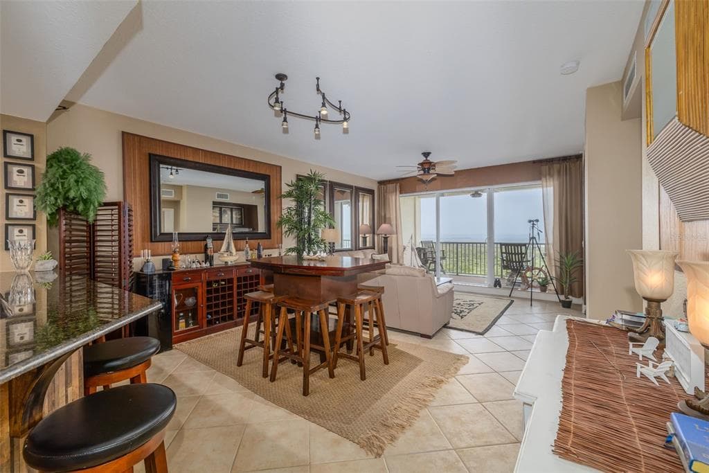 261 MINORCA BEACH WAY 904 photo 8