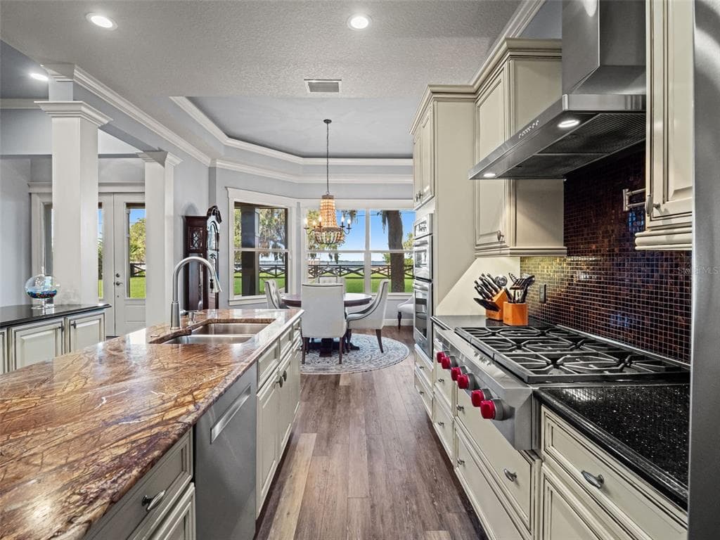 12442 LAKESHORE DRIVE photo 16