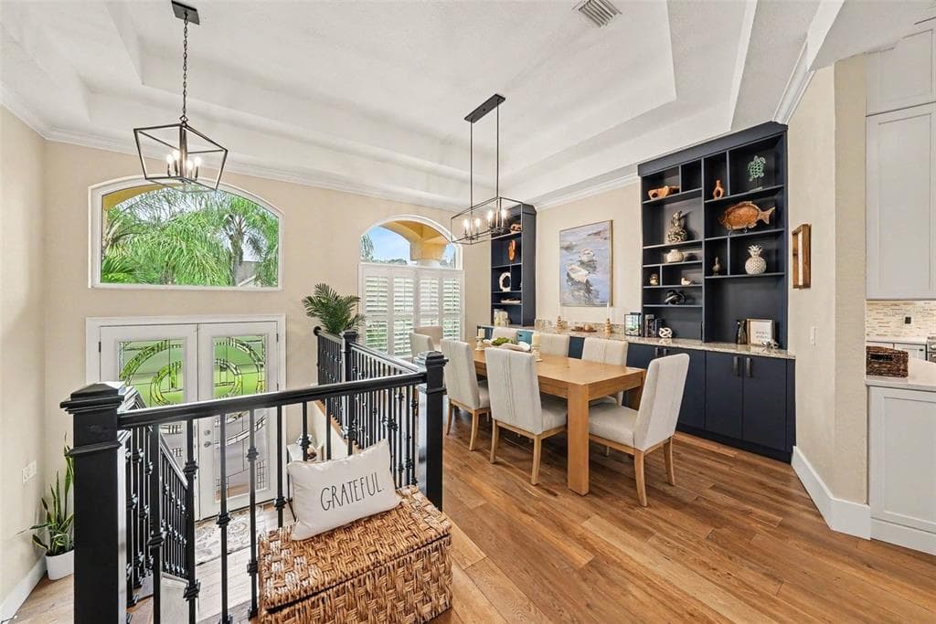 1021 W HENRY AVENUE photo 10