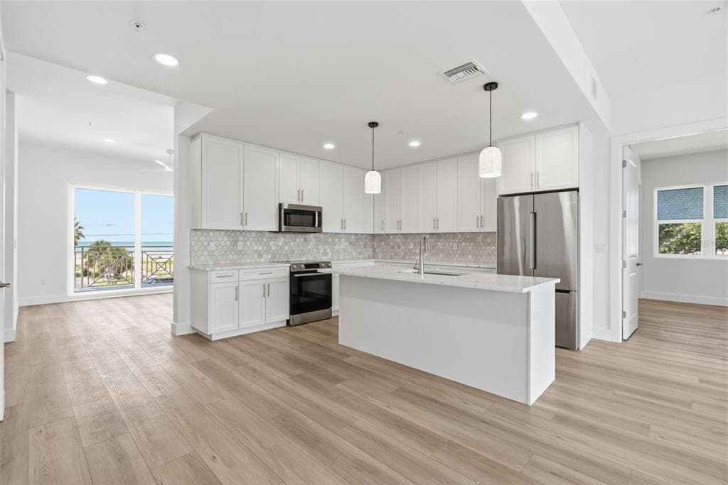 13655 GULF BOULEVARD 201 photo 10