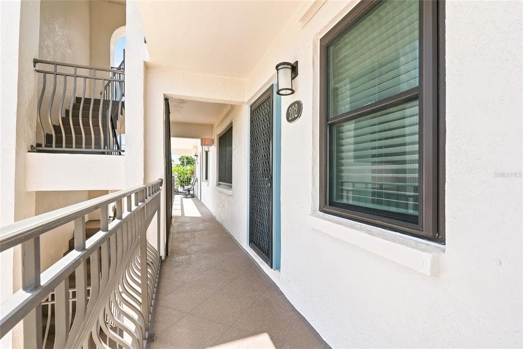 11901 LAGOON LANE 202 photo 10