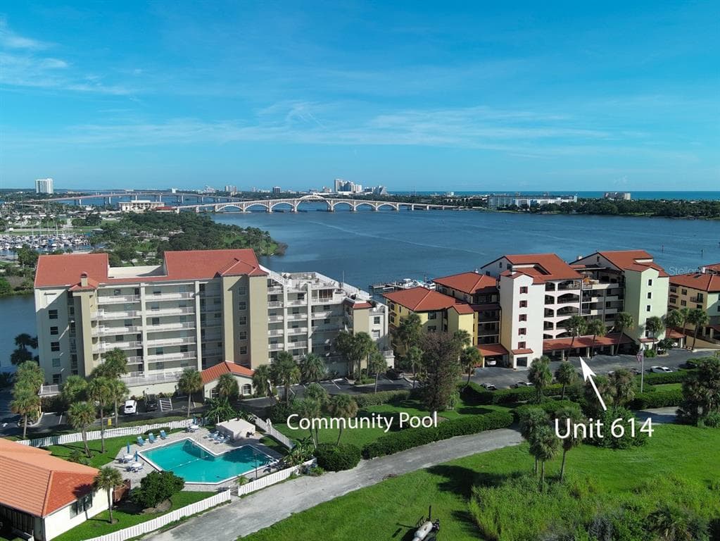 614 MARINA POINT DRIVE 614 photo 2