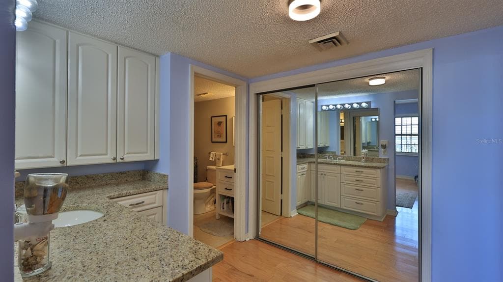 614 MARINA POINT DRIVE 614 photo 20