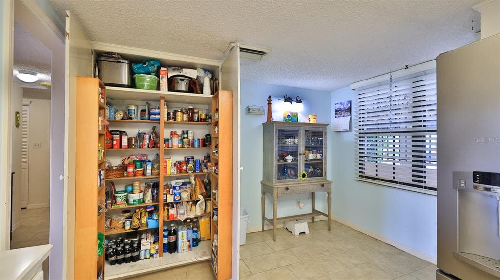 614 MARINA POINT DRIVE 614 photo 14