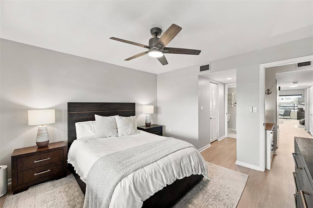 106 1ST STREET E 113 photo 22