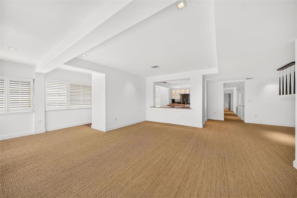 311 E MORSE BOULEVARD 1-5 photo 20