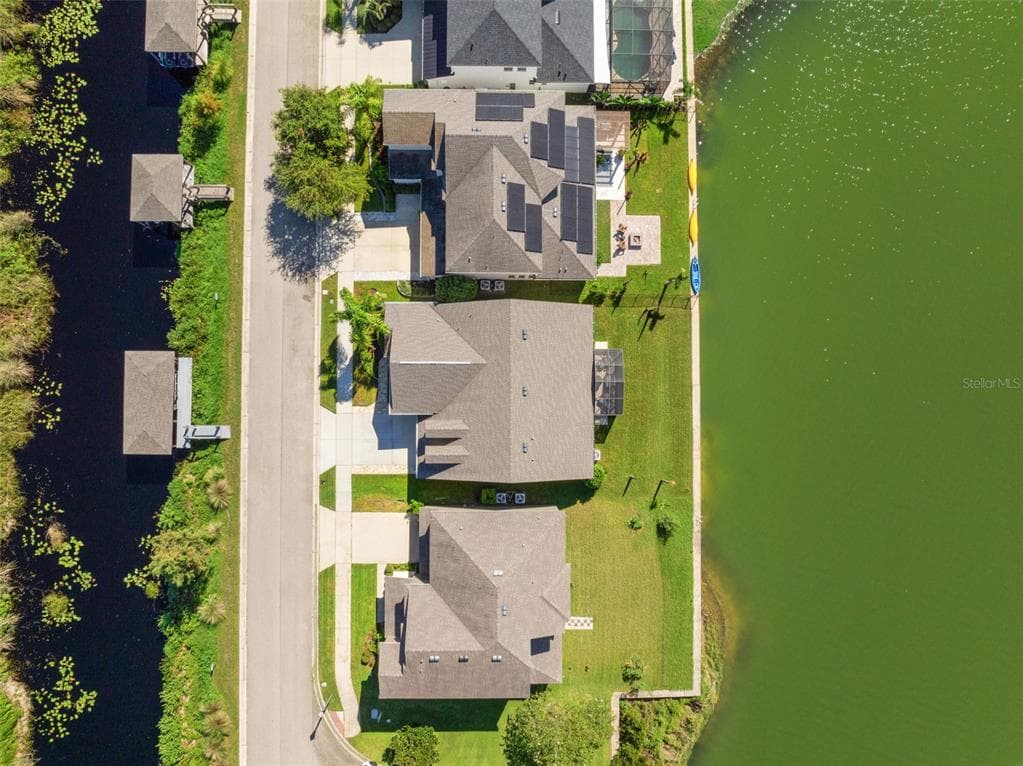 429 BLUE CYPRESS DR 3