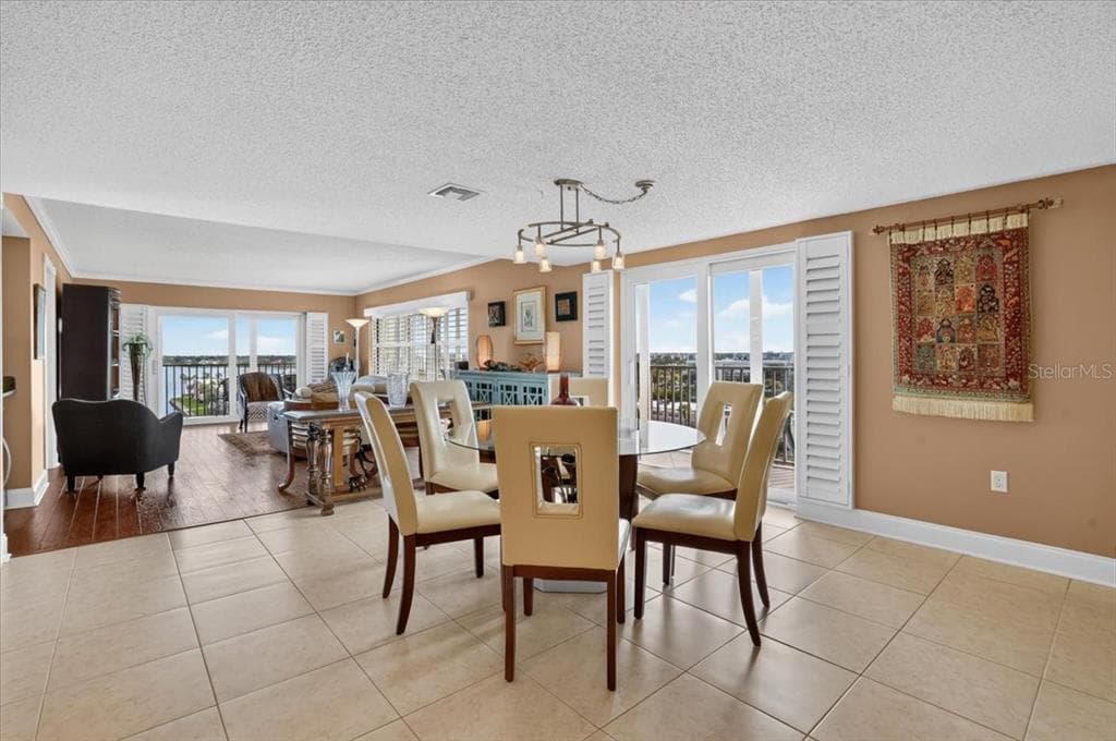 7300 SUN ISLAND DRIVE S 701 photo 19