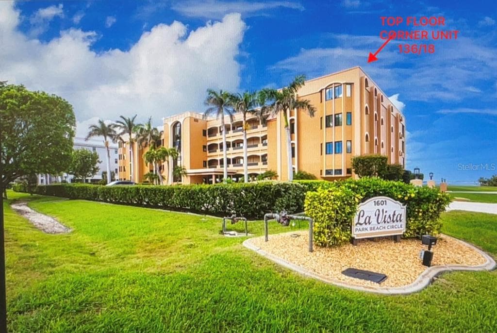 1601 PARK BEACH CIRCLE 18 photo 2