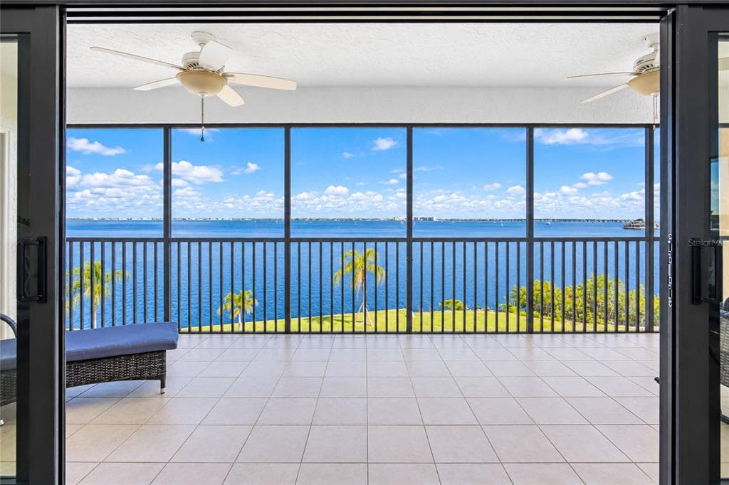 1601 PARK BEACH CIRCLE 18 photo 6